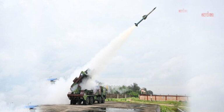 hindistan-yeni-silah-sistemini-test-etti-4AAfqEV6.jpg