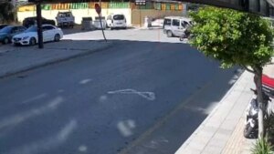 mersinde motosiklet kazasi 2si cocuk 4 yarali BfdmO2px.jpg
